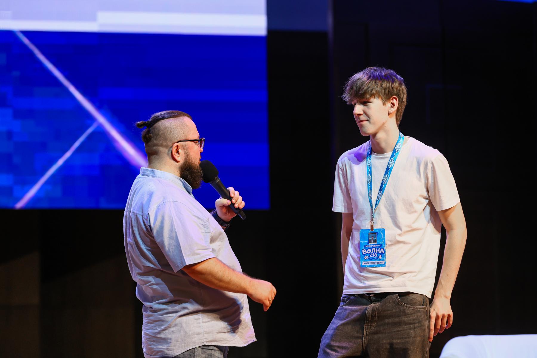 Фото Соловьёв, Савочкин, Никишева: звездные гости собрали на форуме в Новосибирске свыше тысячи человек – 100 ярких кадров 48